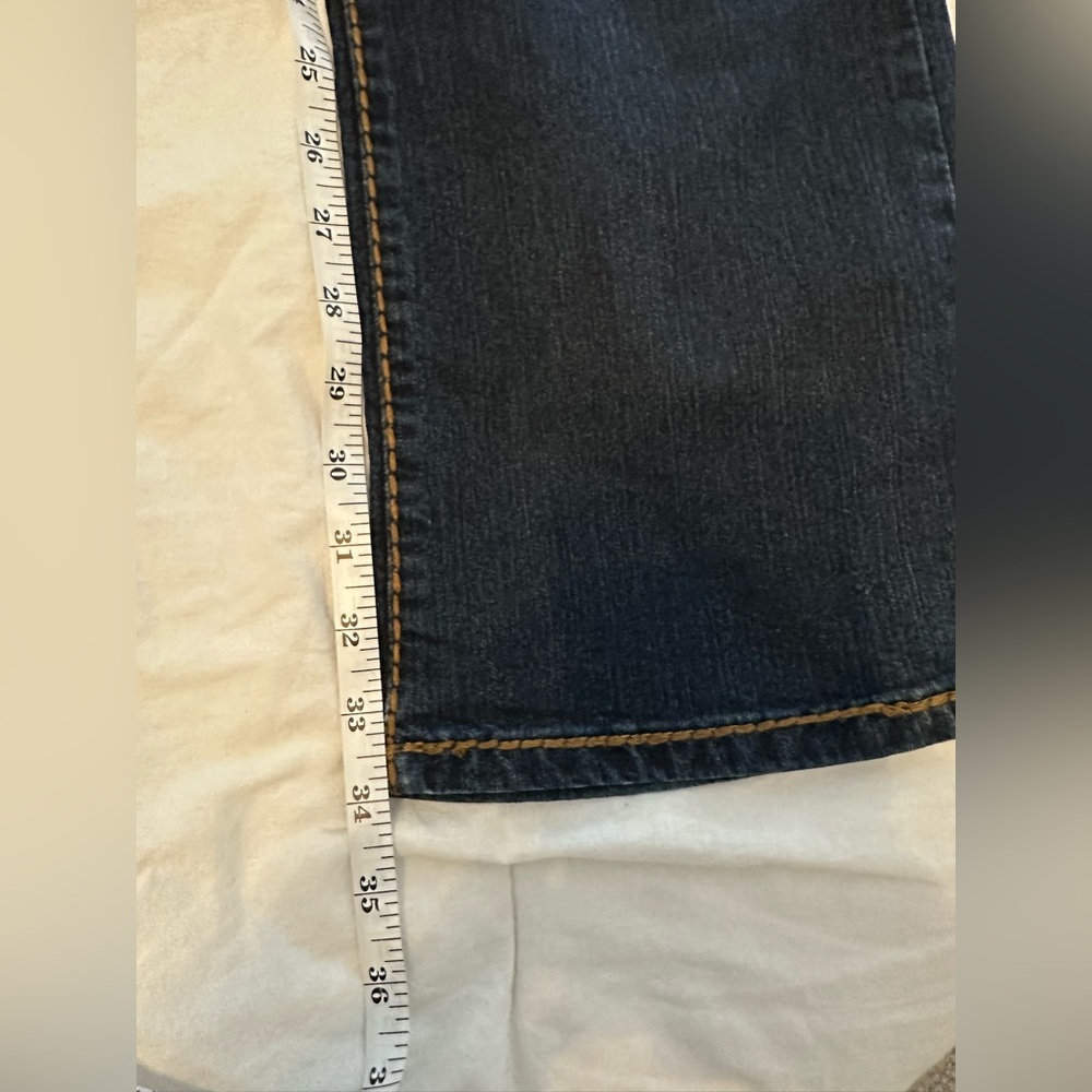 Forever 21 Women’s Premium Blue Jeans Classic Dark Wash size 29 Long - Picture 5 of 6